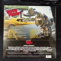 D03 中古LP 中古レコード サントラ　DEATH PROOF デスプルーフ クウェンティンタランティーノ US盤 赤黒スプラッタービニール 106172-1_画像2