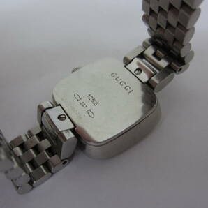 53550◆GUCCI グッチ Gコレクション 125.5 紫文字盤 パープル 腕時計 レディース 稼働品 電池交換済みの画像5