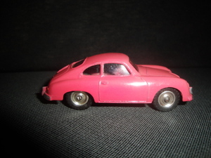 Dinjy Toys Porsche 356－A　（６０年代絶版）ディンキー　ポルシェ　３５６－A　ピンクボディ　色褪せあり.