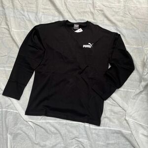 新品未使用品　PUMA プーマ　Lサイズ　長袖Tシャツ　黒ブラック　ロンT 