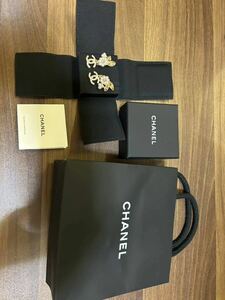 CHANELピアス