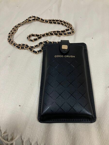 新品　CHANEL シャネル　ノベルティ　スマホポーチ　ココクラッシュ　チェーン付き　箱無し　3