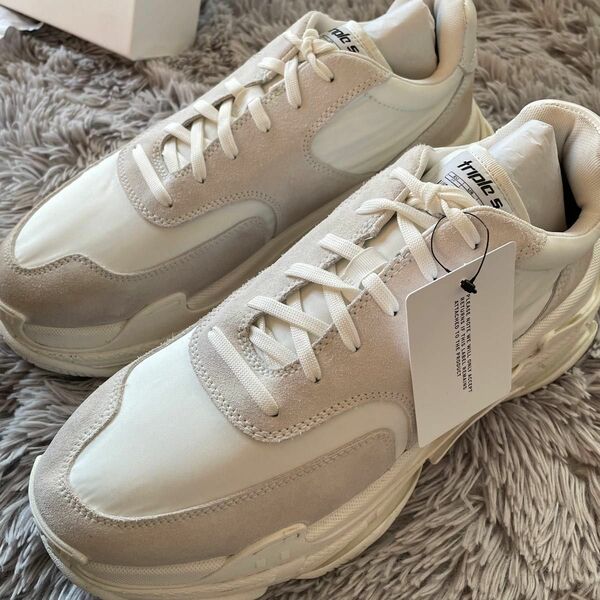 BALENCIAGA triple S white トリプルs白 海外正規品