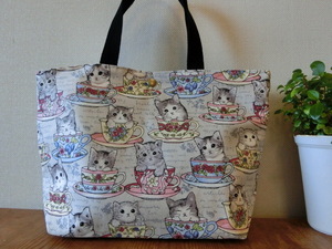 ｄ　ハンドメイド　１１号帆布　大きめ　お出かけ　手提げ　トートバッグ　厚地　猫　ティーカップ　グレー