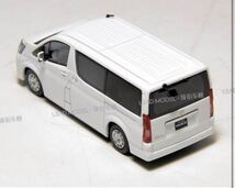 1/64 ダイキャスト トヨタ HIACE ハイエース　300 白_画像2