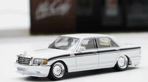 1/64 Master benz S560 SEL W126 ベンツ　白　黒ライン