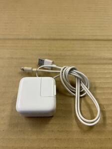 Apple 　12W 　USB Power Adapter 　Model：A1401　（1）