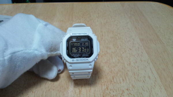 CASIO G-SHOCK　 GW-M5610MD　電波ソーラー Gショック 2