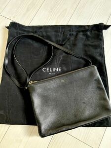 CELINE トリオ　ラージ　ショルダーバッグ 斜め掛け ブラック セリーヌ レザー