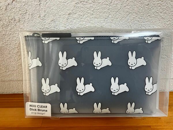 【新品】ピージーデザイン NUU miffy ミッフィー マルチポーチ クリア　ポーチ　ネコポス発送