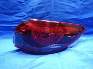 R2年 MAZDA6 マツダ6 ワゴン GJ2AW 右テールランプ LED KOITO 220-65033 GJE8-51-150B テールライト GJ アテンザ[ZNo:05009532]