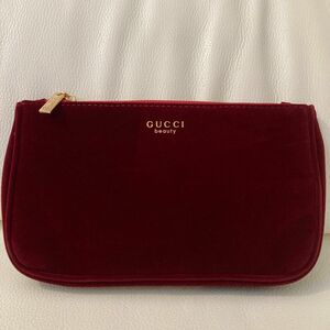 GUCCI グッチ　ポーチ（新品）ノベルティ