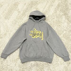 stussy ステューシー プルオーバーパーカー Lサイズ ビックロゴ 希少カラー 綿80% ポリエステル20% カンガルーポケット グレー 灰色の画像1