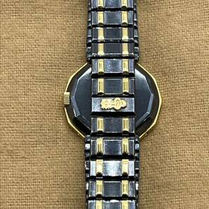 希少！Corum Admiral コルム アドミラルズカップ クォーツアナログ腕時計 レディース ブラック×ゴールド 電池切れ の画像6
