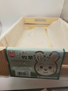 新品未使用品　マルカン（ニッソー）HT-20うさぎの牧草パーク　　検索用　牧草　小動物　木製　