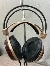 △298　中古品　オーディオ機器　ヘッドフォン　audio technica　ATH-W2002　40周年記念モデル　オーディオテクニカ　ハードケース付_画像3