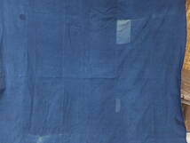 洗い晒された青系中厚藍木綿古布・5.3幅繋ぎ・203×172㌢・重670g・襤褸・リメイク素材_画像5