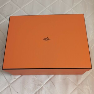 エルメス HERMES 空箱 32.5 × 24.5 × 11 cm 空箱 空き箱 ボックス オレンジ 箱 収納箱 靴 シューズ バッグ かばん BOX 541