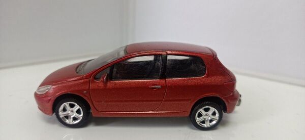 ディーラー製 NOREV 1/64 PEUGEOT 307