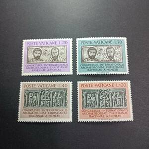 ★ バチカン市国 未使用 切手　1962年 4種完 ★並以上かと思います。