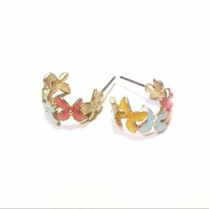 ★未使用★ フラワー ピアス 白 ホワイト 花 フラワー ブーケ パステル イエロー ピンク 大人かわいい 大人気　アクセサリー