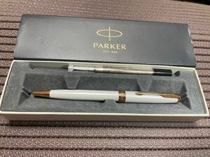 PARKERソネットパールホワイトPGTボールペン　箱(傷あり)、リフィル付き