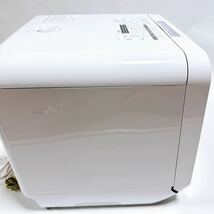 ☆ 2024年製 極美品 東芝 食洗機 DWS-22A ホワイト 工事不要 質量 約13kg 除菌コース 節水 送風乾燥 かんたん操作 シングル _画像9