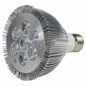 水槽 スポット ライト 電球 7LED 14W 白2/青2/赤2/紫外線1 口金 E26 アクアリウム 電球 照明 植物育成 水草 サンゴ 熱帯魚