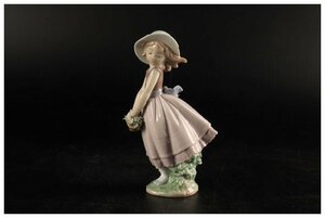 [URA]LLADRO/リヤドロ/花の小径/5-3-108 (検索)骨董/置物/陶器/人形/陶人形/フィギュア