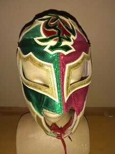 新日本プロレス BUSHI サイン入り本人使用 マスク