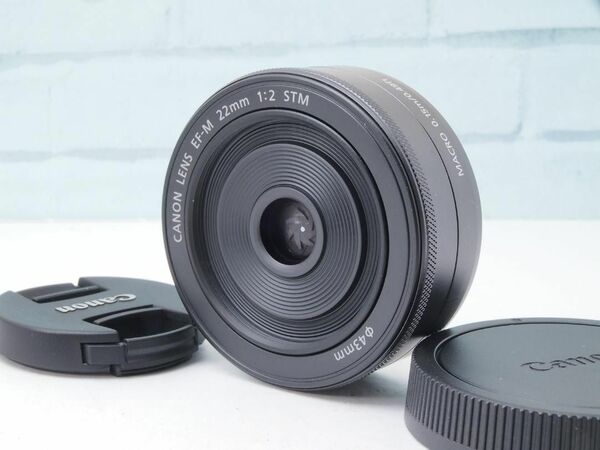 Canon キヤノン 超美品　EF-M 22mm F2 STM 単焦点レンズ　ミラーレス
