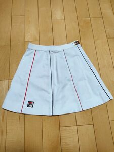 フィラ FILA テニスウェア スカート スコート Sサイズ ホワイト