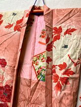 1063B/アンティーク 女性 振袖羽織 ピンク地牡丹 レトロ お洒落 リメイク素材 古布 和装_画像4