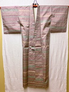 1034B/アンティーク 女性着物 薄紫系カラフル横縞 結婚式 レトロ お洒落 リメイク素材 古布 和装