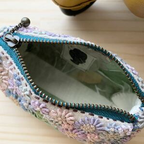 お花の手刺繍 ハンドメイド リネン生地 小物収納 ポーチ 小物入れの画像6