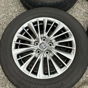 バリ溝 美品 225/60R17 YOKOHAMA/BluEarth E51A 22年製 トヨタ 30系後期 アルファード 純正 17インチ 4本セット の画像4