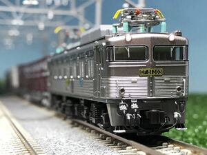 KATO 3067-3 EF81 300JR貨物更新車(銀)【EF81 303・日立】新品取付け加工品、高輝度常点灯ライトユニット搭載、 HMマグネット内蔵