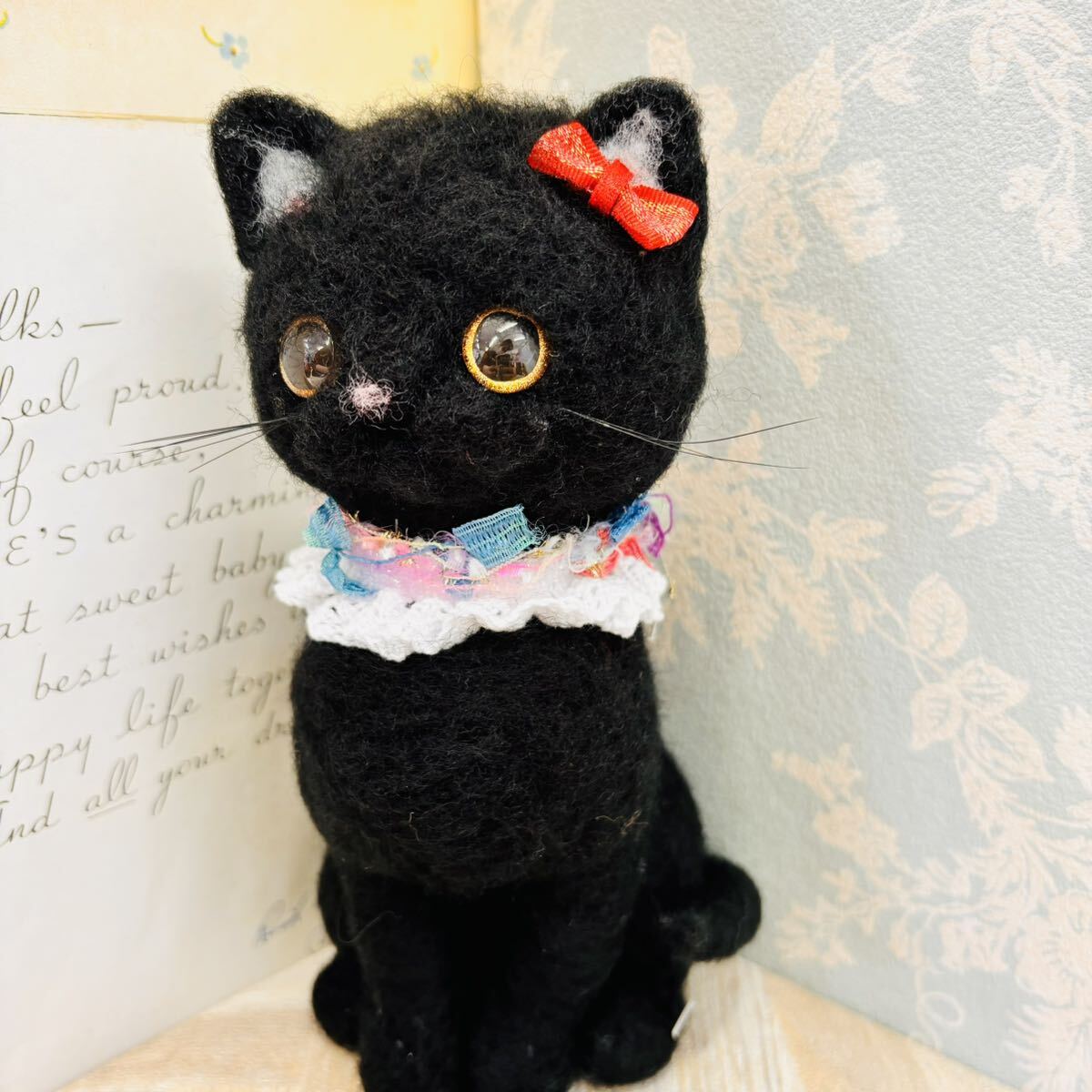 Fieltro de lana hecho a mano gato negro peluche mascota gatito envío gratis para tamaños no estándar Poliche, juguete, juego, peluche, Textura de lana