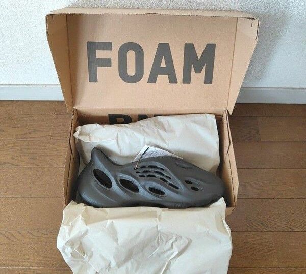 【新品未使用】adidas YEEZY Foam Runner Onyx アディダス イージー フォーム ランナー オニキス