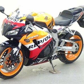 HONDA CBR1000RR【動画有】ローン可 レプソルカラー アクラポマフラー BC-SC57 ETC センダボ スーパースポーツ 車体 ホンダ 売り切りの画像3