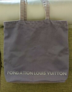 ルイヴィトン LOUIS VUITTON フォンダシオン トートバッグ 美術館 パリ 限定品 通勤 通学 キャンバス グレー 