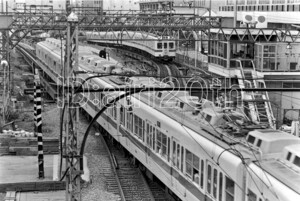 R0055-5【古い 鉄道 白黒 モノクロネガ】35mm 6コマ◇昭和49年 小田急電鉄 ※鉄道 駅 電車 汽車 蒸気機関車