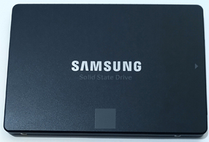 SAMSUNG製 2.5インチ SSD 250GB (使用時間少) 