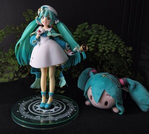 初音ミク フィギュア ぬいぐるみ ２体セット ボーカロイド m-Q17