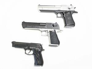 ガスガン 3点 まとめ DESERT EAGLE/デザートイーグル.50AE/ブラック・シルバー・BERETTA ベレッタ ガスガン ハンドガン おまけ付