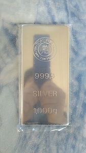 ⑤入手困難　徳力　徳力本店　銀　銀地金　インゴット　１kg　シルバー　silver　純銀　999.9　1000g　田中　田中貴金属　石福　ゆうパック