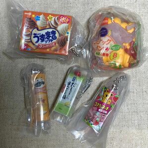 ガチャガチャ　ガシャポン　ガチャ　企業コラボ　ミニチュア　調味料　アイス　お菓子　パン　まとめ売り　明治　ロッテ　パスコ