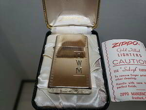 入手困難　発売初年度物　ZIPPO　10K GOLD FILLED　ゴールド　エンジンターン　スリム　デッドストック　フラットボトム　1956年製