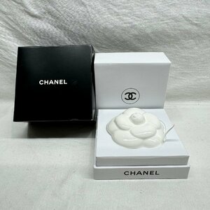 CHANEL　シャネル　カメリア　ペーパーウェイト　アロマプレート　ノベルティ　セラミック　ホワイト系　置物　箱あり　本体