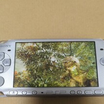 管理：054 SONY PSP3000 動作確認済み すぐ遊べるモンハンセット 電池新品　ケーブル　メモリースティック付き_画像4